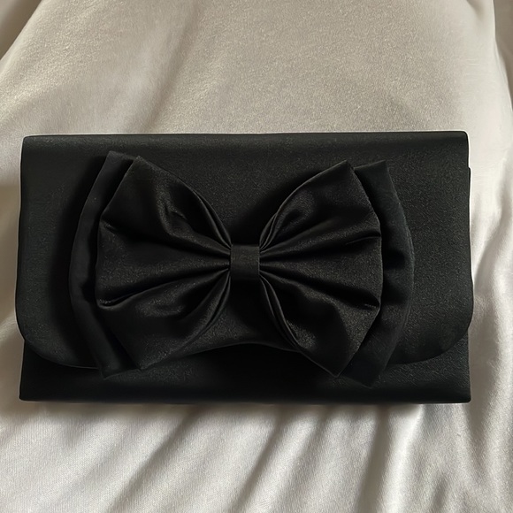 LaRegale Black Evening Bag - Picture 3 of 8